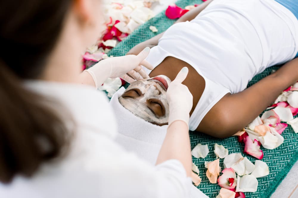 Fully equipped Ayurvedic operation theatre at Ishan Hospital.